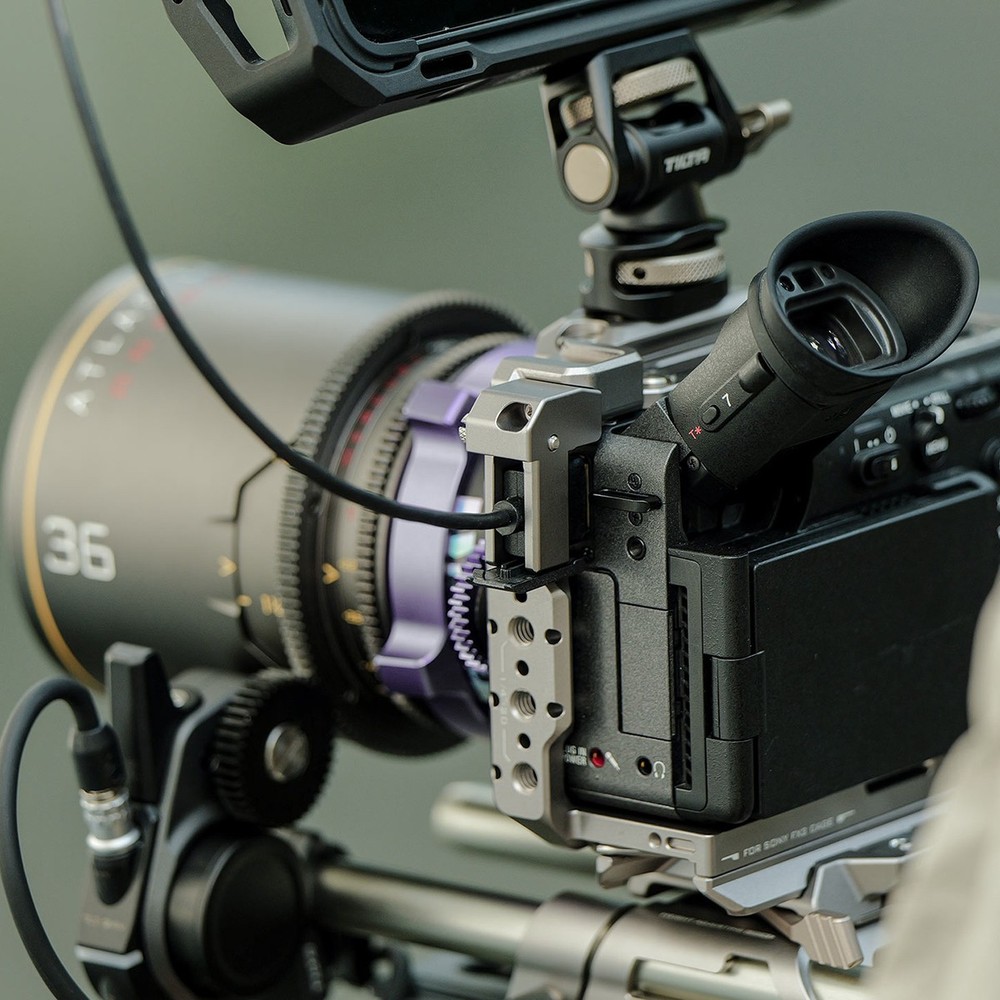 Tilta Full Camera Cage Base Kit for Sony FX2, Titanium Gray