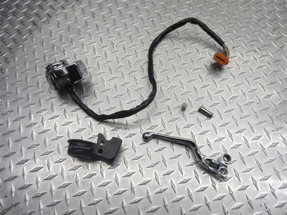 1998 98 Harley Davidson FLHTCUI Electra Glide Ultra Classic Left Handle Switch