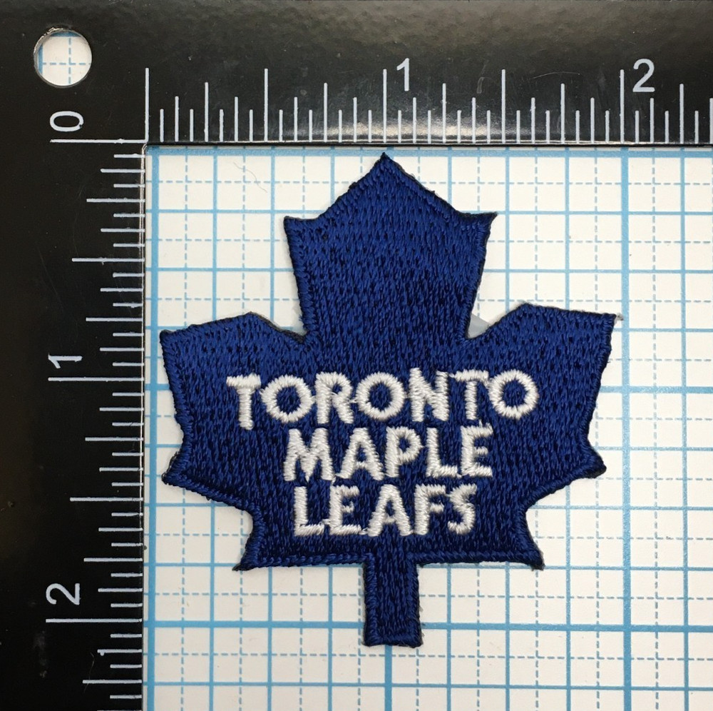 TORONTO MAPLE LEAFS NHL HOCKEY VINTAGE 2" TEAM LOGO PATCH