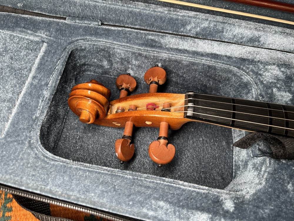 Violin 4/4 H.Siegler Model HS 20 w/case