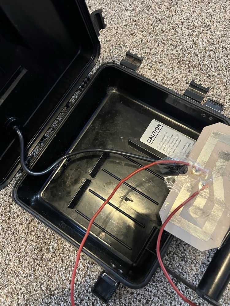 Eagle Fish ID 2 Fish Finder With Case Tested & Working 🎣 NO TRANSDUCER