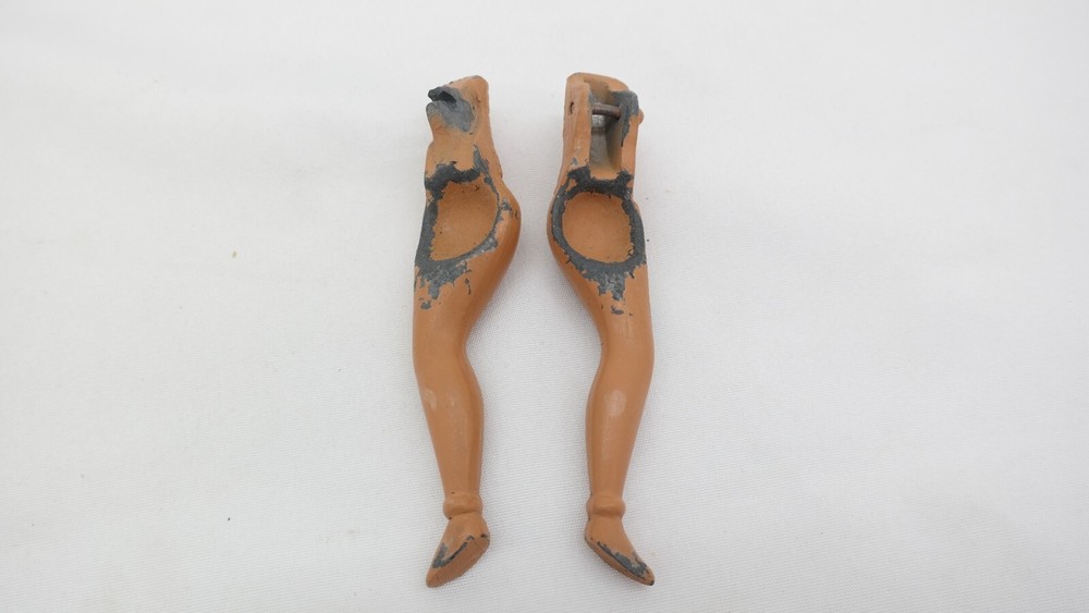 Vintage Adams Niagara Falls Streamlined Legs Nutcracker AE