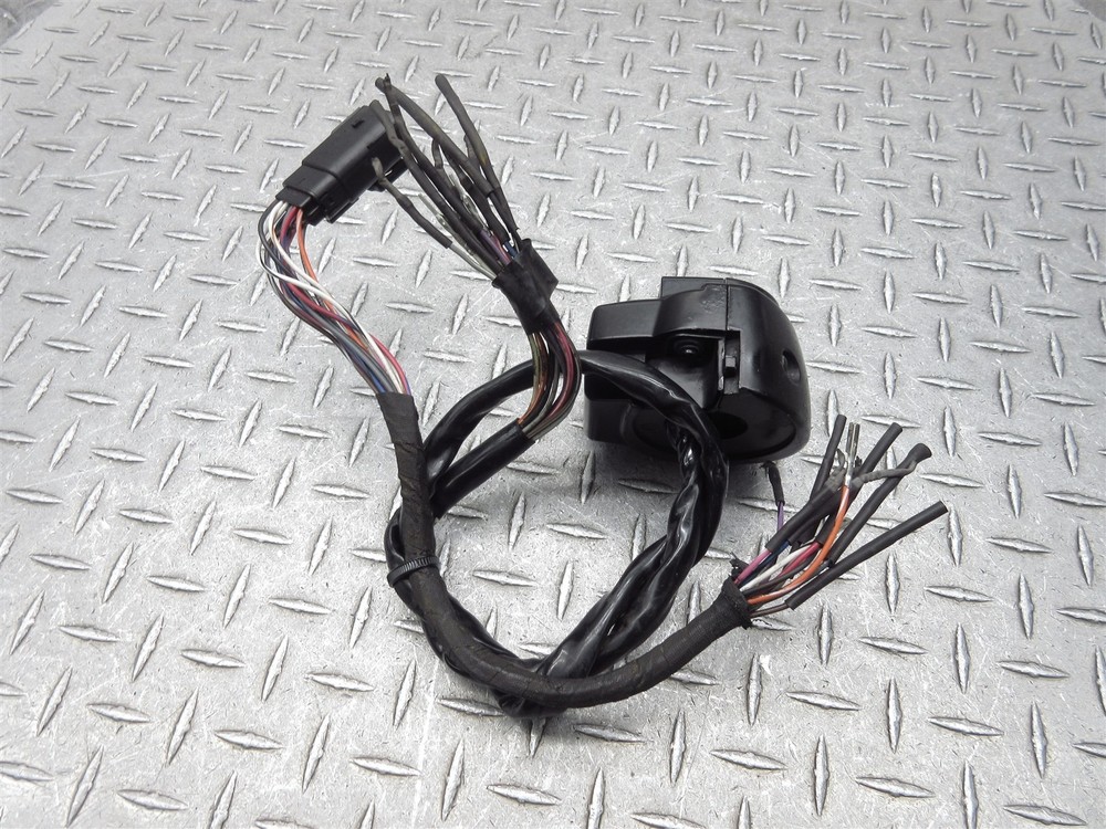 2008 08 Harley FLHTCUI Electra Glide Ultra Classic Right Handlebar Switch NOTES