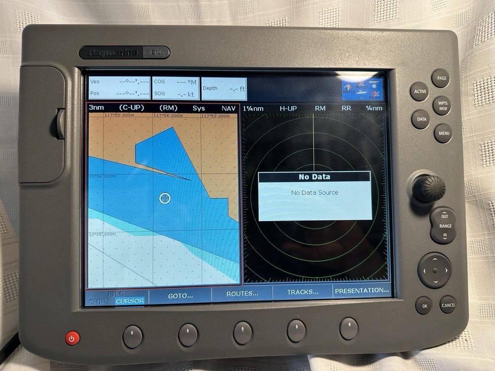 Raymarine | E120 MFD Chartplotter Screen | Classic Display Good condition E02013