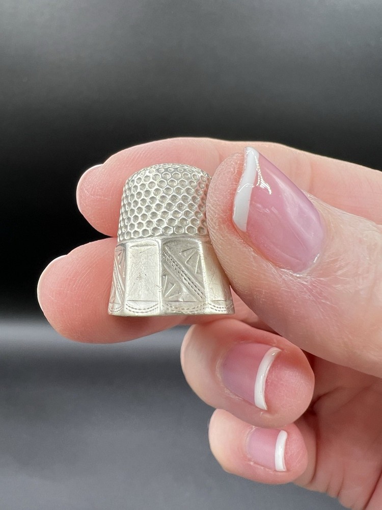 Antique Sterling Silver Thimble, Etched, Size 8