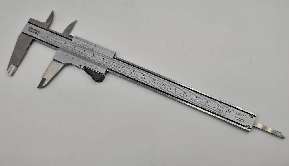 C17 Central Tool Vernier Caliper Japan