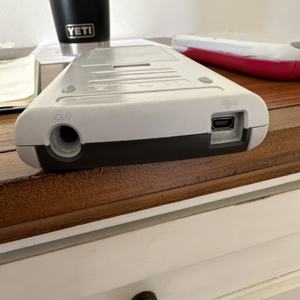 TI-84 Plus SIlver Edition Graphing Calculator Blue Tested