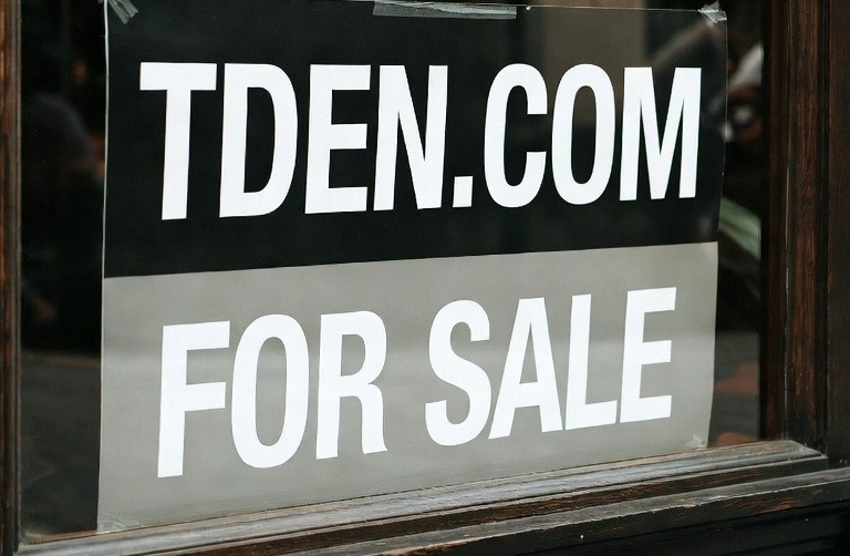 Premium 4-Letter Domain TDEN.COM