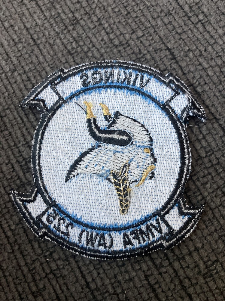 GENUINE U.S. MARINE CORPS PATCH: VMFA (AW)-225 VIKINGS - COLOR