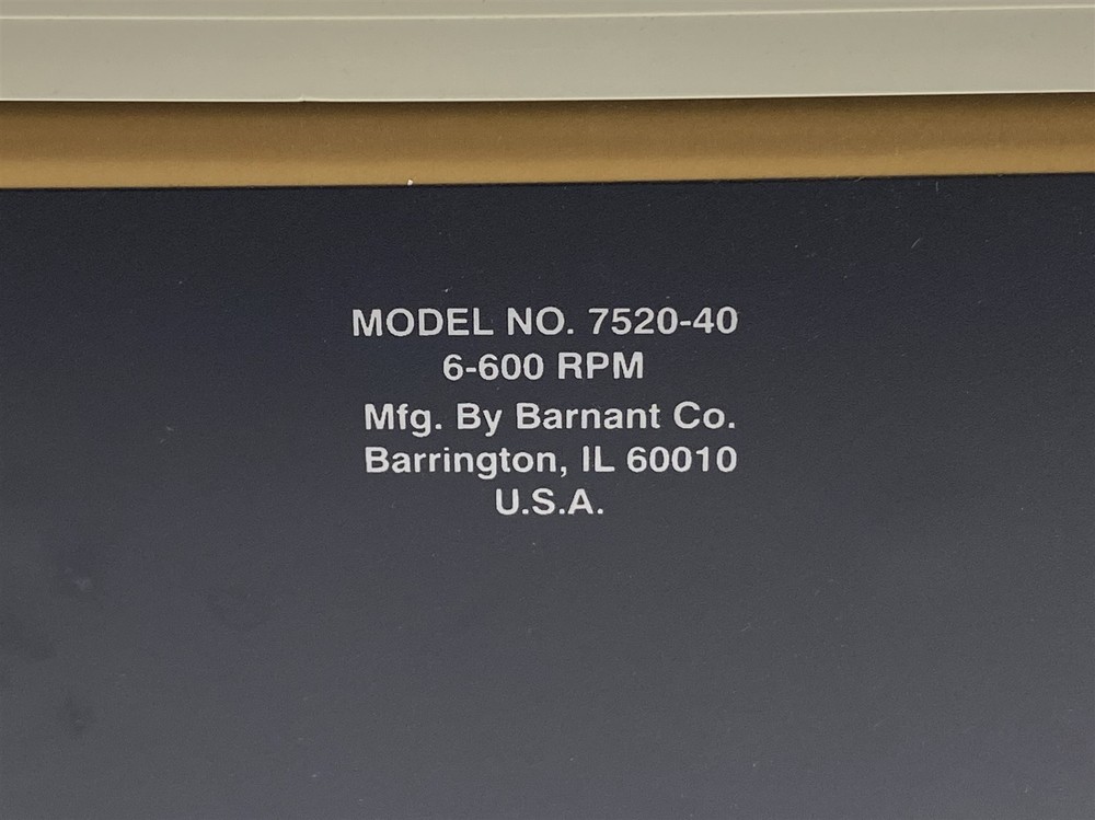 Cole Parmer MasterFlex Variable-Speed Console Drive Pump 7520-40 w/Head 7015-21