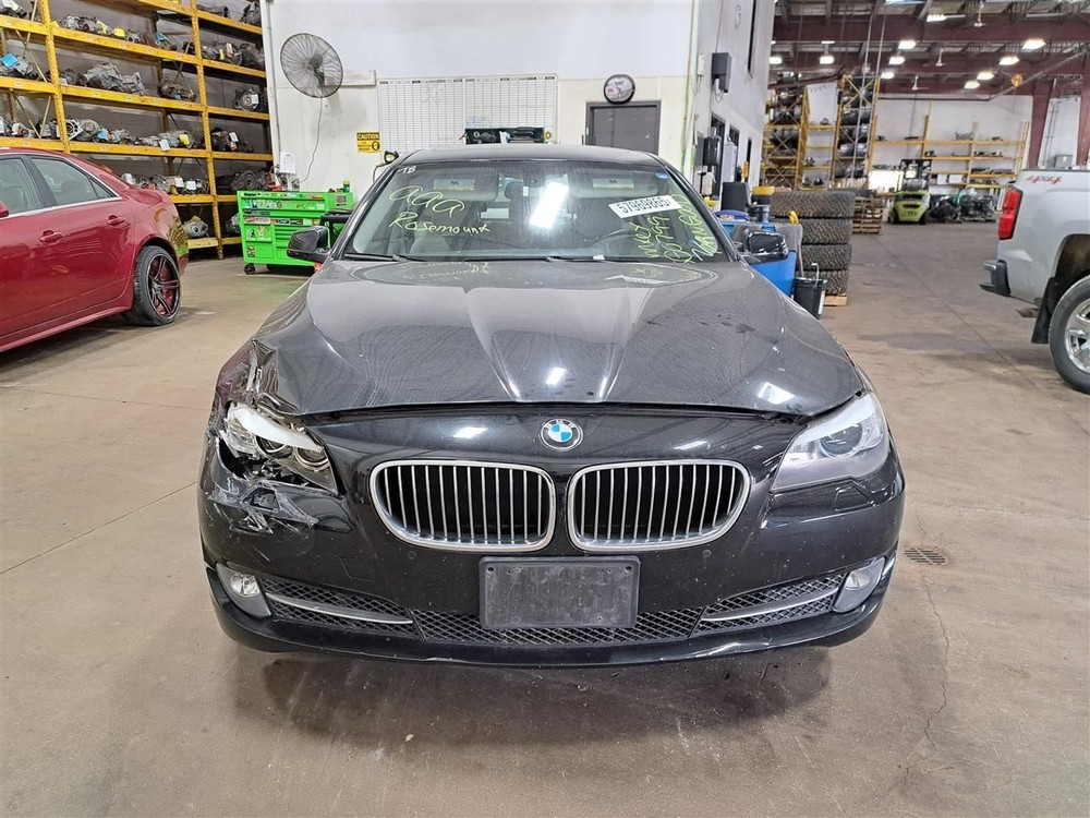 2013 528i Camera/Projector Sku#4205325