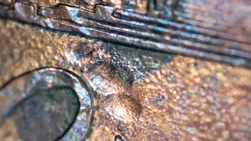 PAW PRINT MINT ERROR OR POST MINT DAMAGE?MACHINE DOUBLING, THIN COPPER LAYER#519