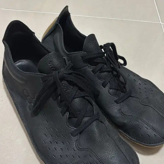 VivoBarefoot Sensorus 43 - Excellent Condition Official