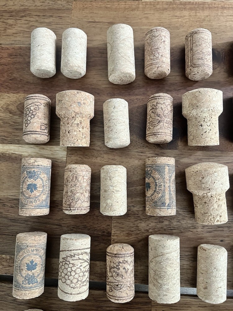 174 Assorted Corks For Hobby, Art, Craft Or Decor