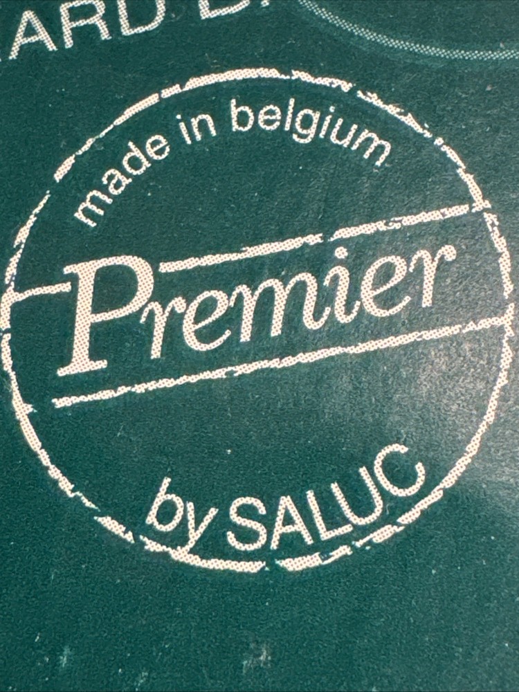 ARAMITH BILLIARD POOL TABLE BALL SET