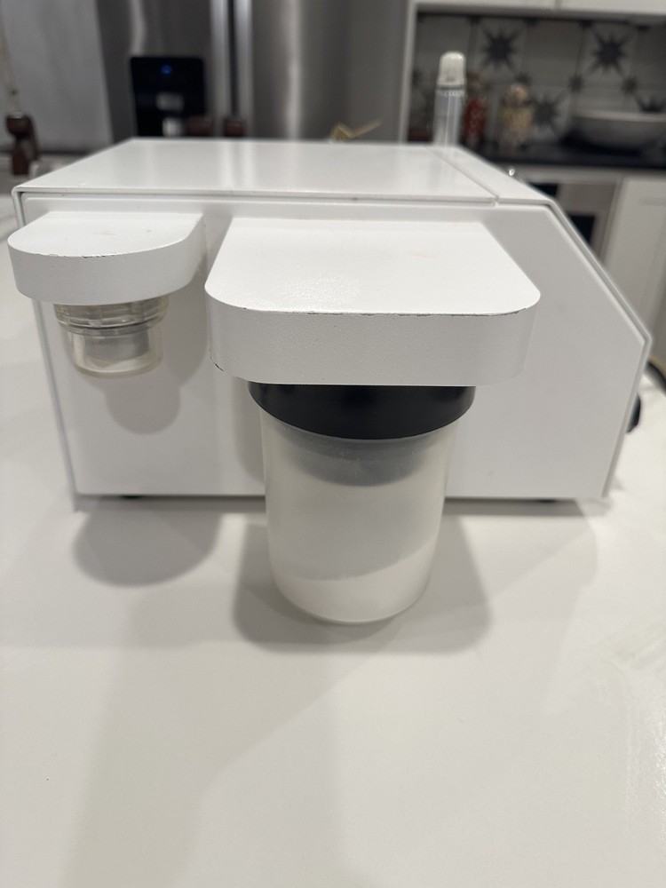 Microdermabrasion Machine BellaMicro