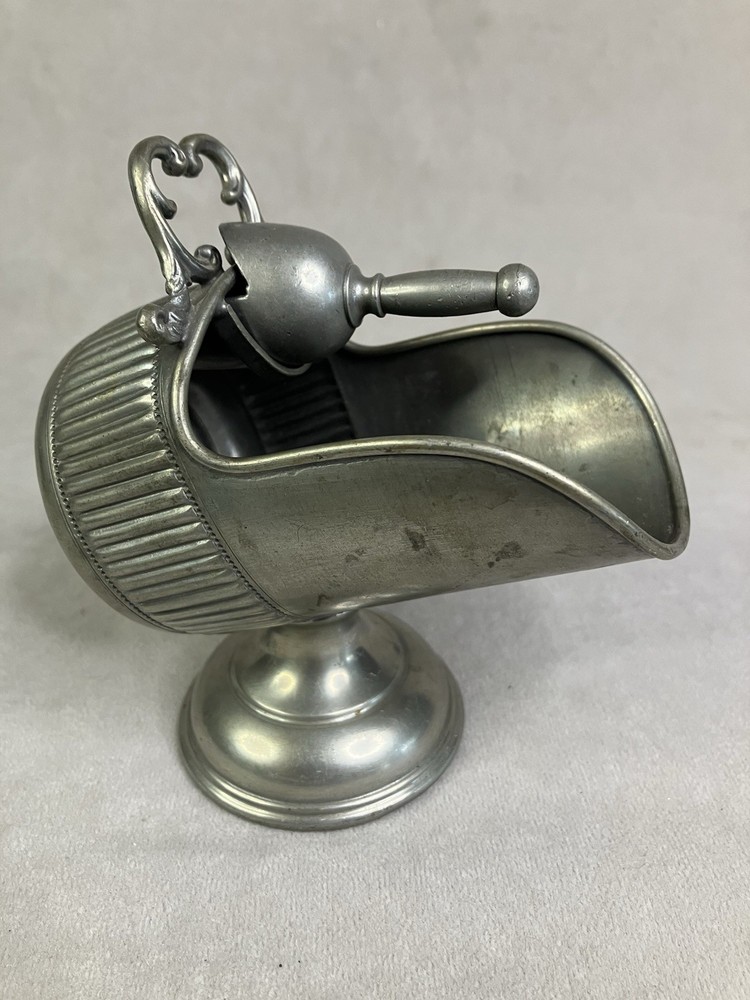 Victorian Sugar Scuttle Server