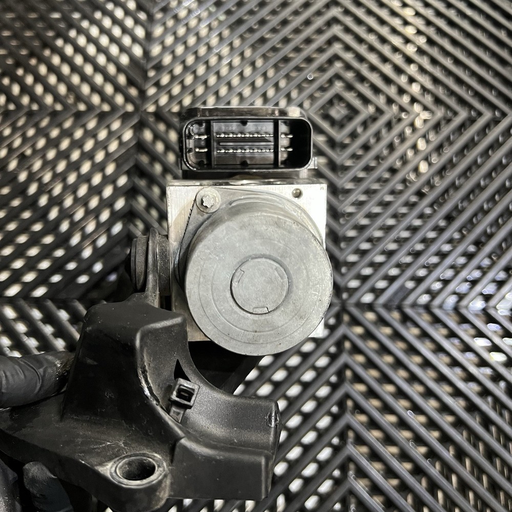 DUCATI 959 PANIGALE 2016 ABS CONTROL UNIT MODULE ABS BRAKE PUMP
