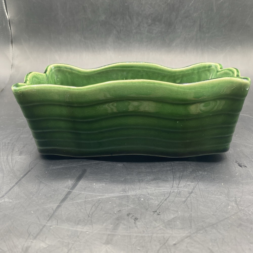 McCoy USA Green Ruffled Edge Striped Rectangular Pottery Planter Vase