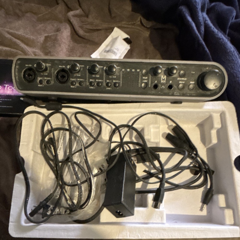 Avid MBox Pro FireWire Audio Interface Pro Tools Bundle 8-Channel Desktop