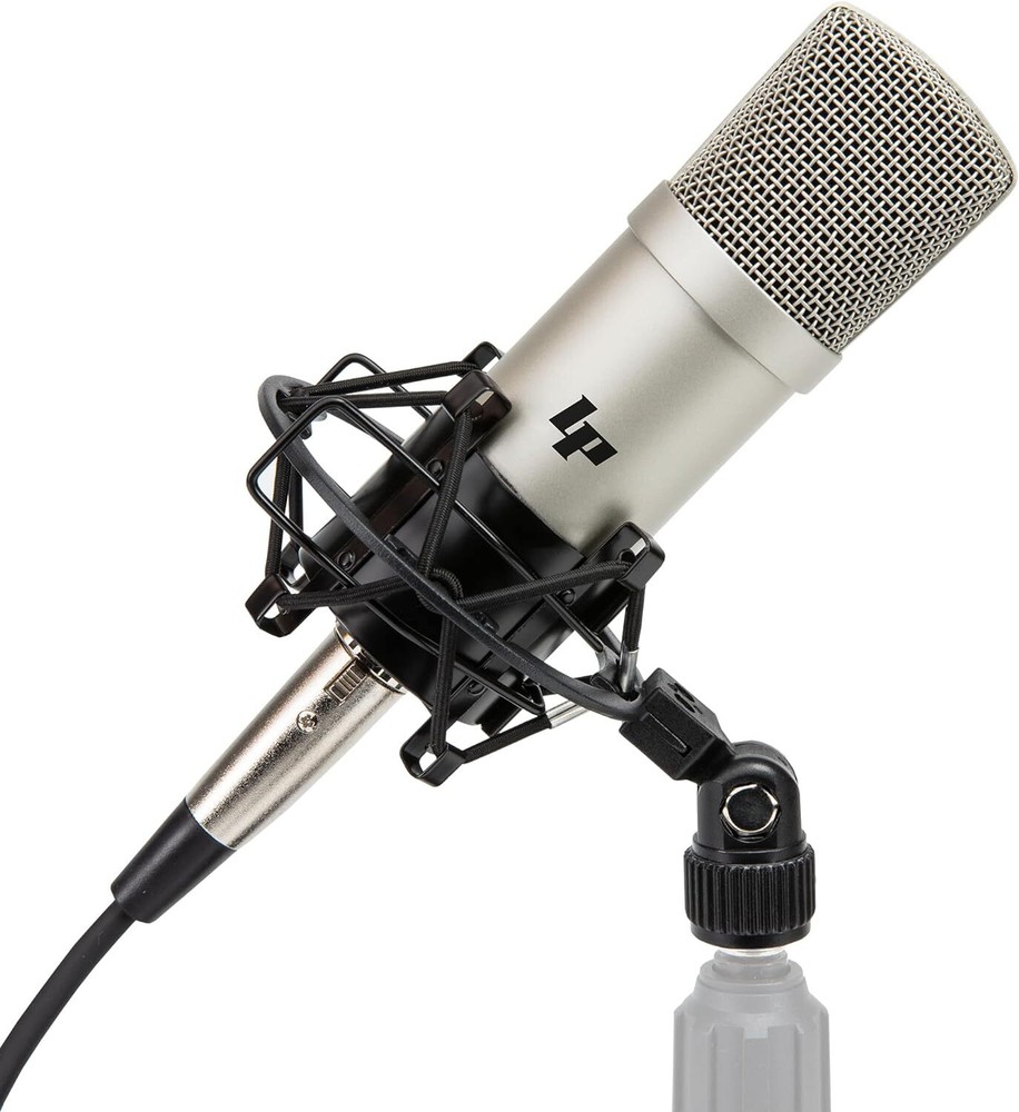 Focusrite Scarlett Solo 4th Gen 2x2 USB Audio Interface Bundle