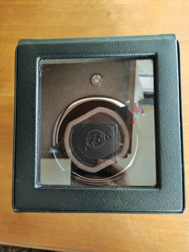 Wolf Cub Module 1.8 Single Watch Winder - Black - Battery Operated