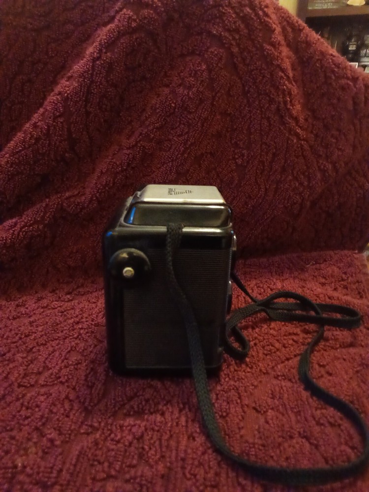Vintage Argus Argoflex 75 Camera with Strap UNTESTED