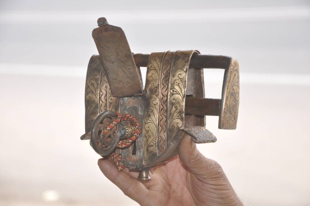 Vintage Iron Solid Big Handcrafted Brass Fitted Fine Quality Tricky Padlock