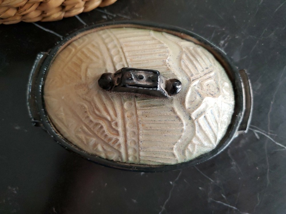 Insomnia pottery lidded dish by Ginger Steele
