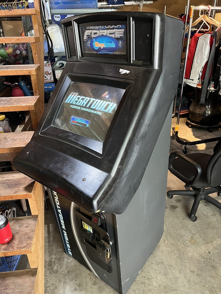 Megatouch 2010 Multi Game Arcade Video Game Machine Stand Machine Tested