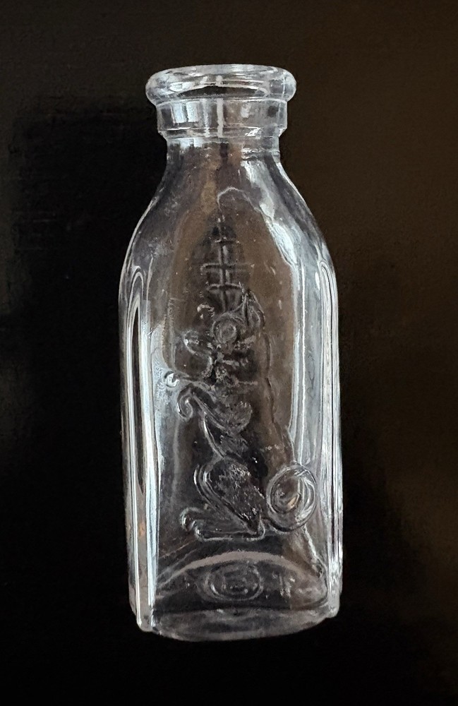 VINTAGE - 4 Small Clear Glass Bottles