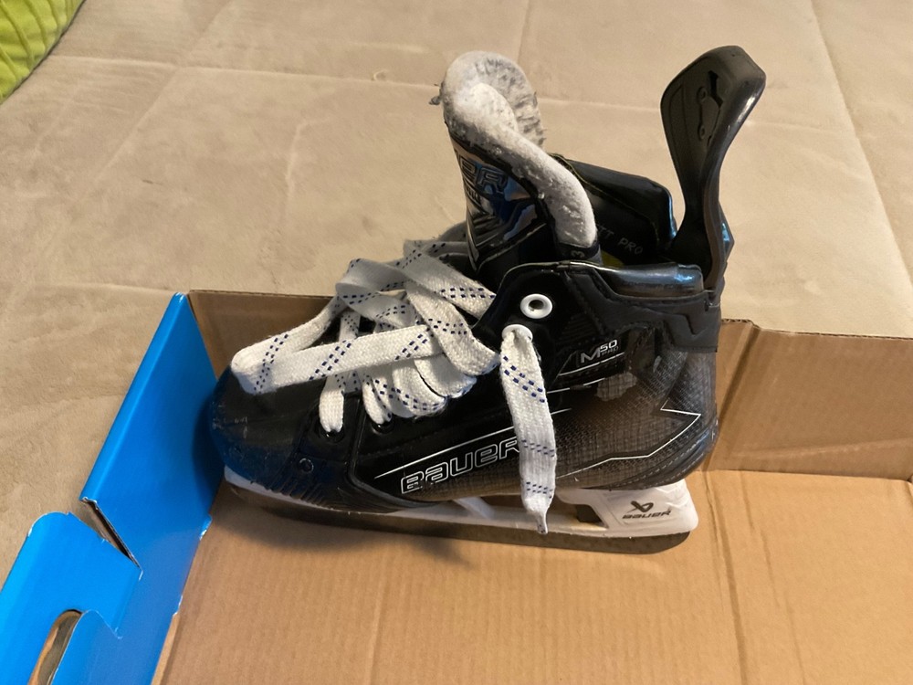 Bauer M50 Pro Intermediate Ice Hockey skates