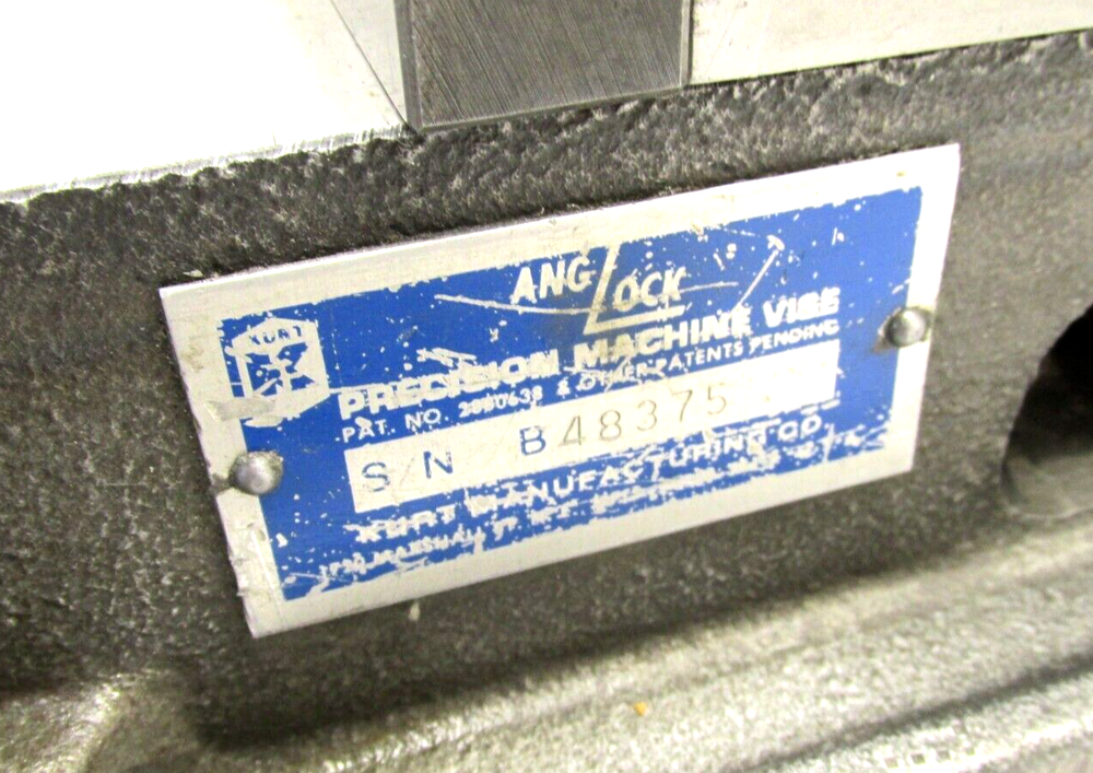 KURT ANGLOCK 6" MILLING MACHINE VISE w/ JAWS & HANDLE - #D60