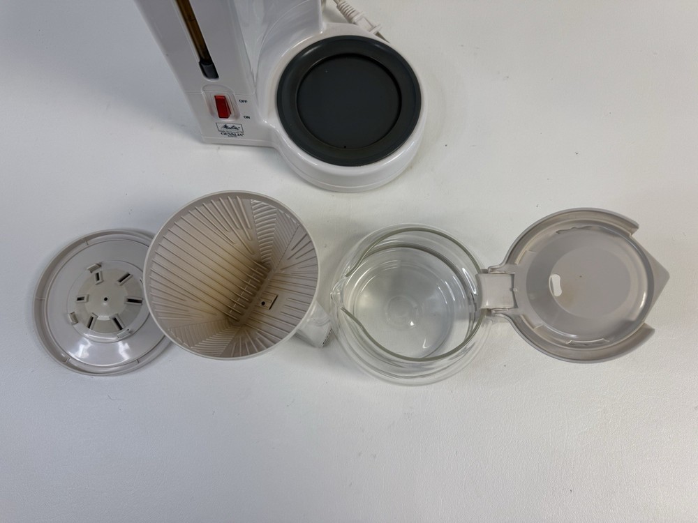 Melitta Gevalia Kaffe 4-Cup Coffee Maker White BCM-4C Machine