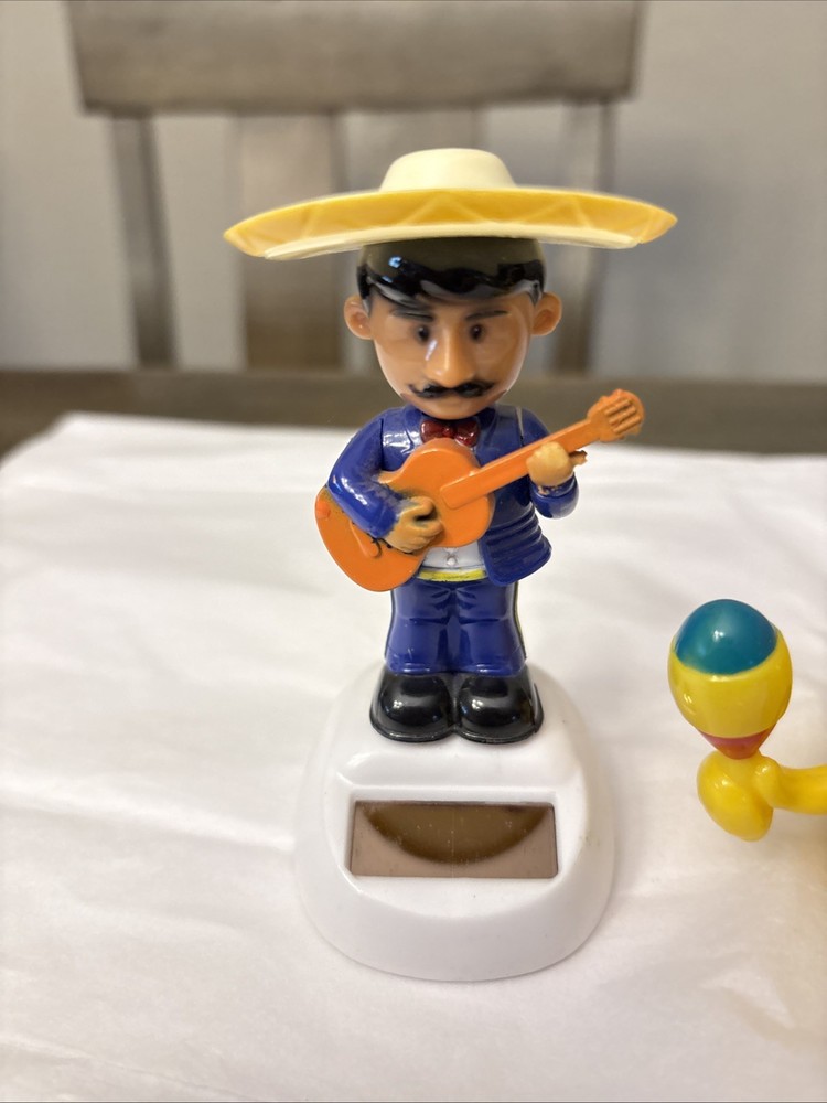 3 Solar Powered Dancing Toy Bobbleheads Cinco De Mayo