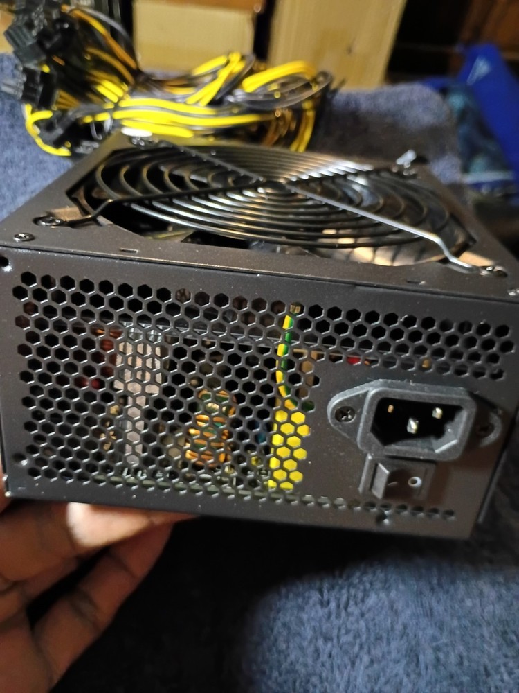 Furious Shark 2000W PSU Bitcoin Mining Power Supply 96 Efficiency, 50% Load