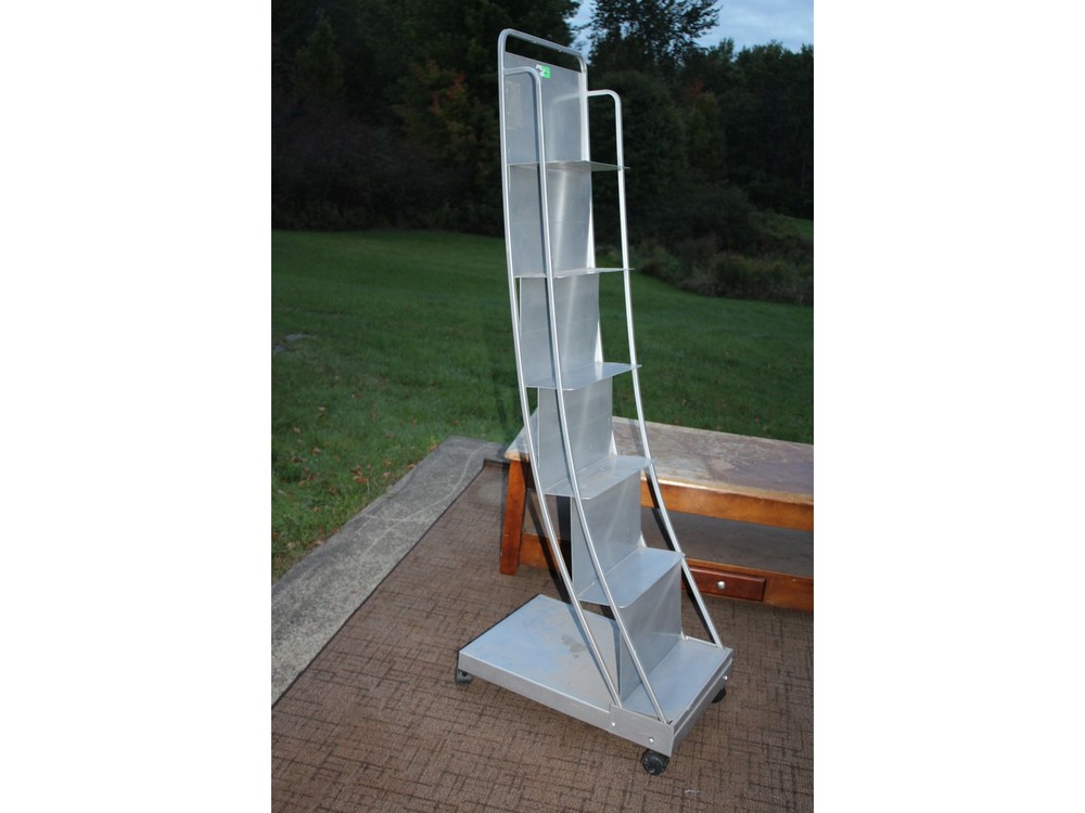All Metal Store Display Rack on Wheels