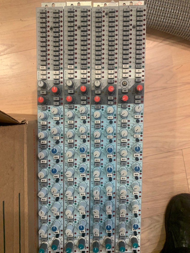 AMEK 9098i. modules