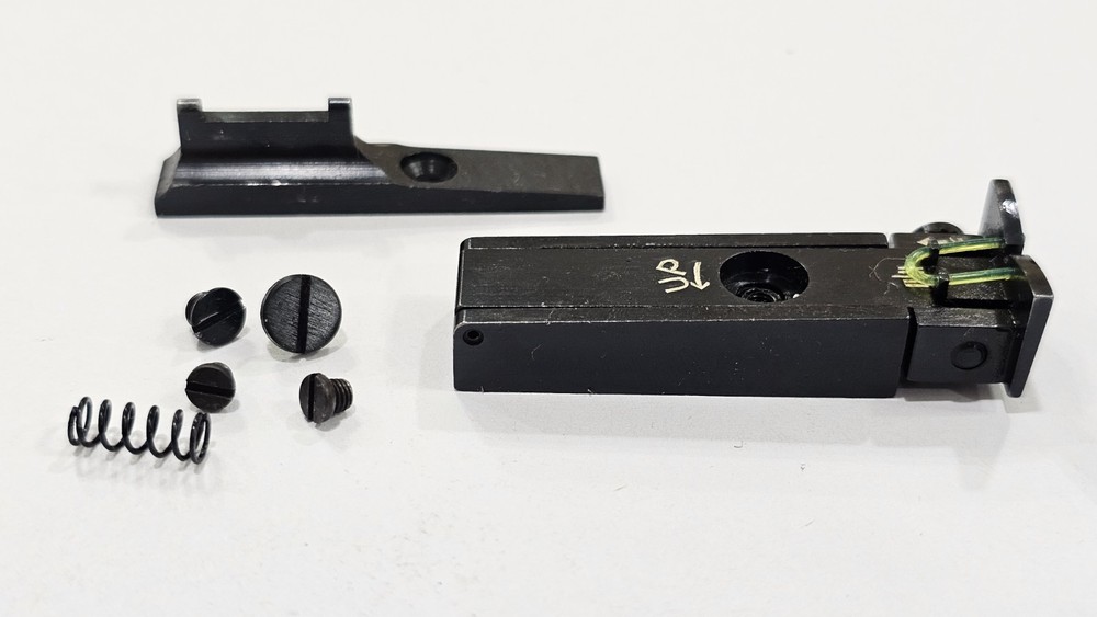 T/C Black Diamond Muzzleloader Sight Set With Screws (10)