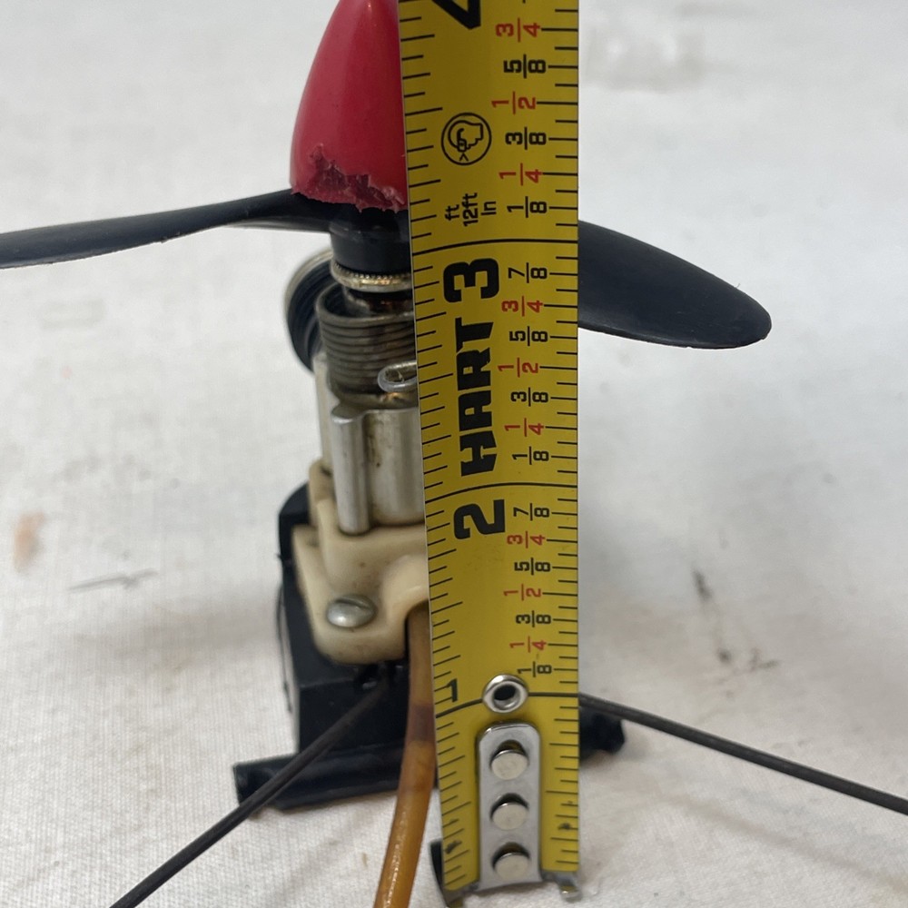 RC Model Airplane Engine And Wheels Has Compression