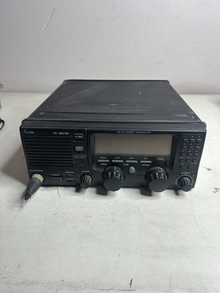 ICOM IC-M710 TRANSCEIVER FOR PARTS ONLY