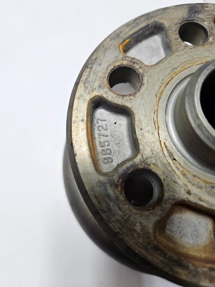 OMC Cobra Engine Coupler 985727