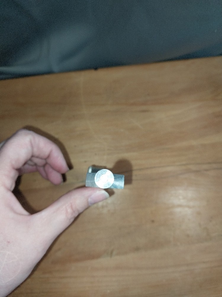 Adjustable 7-Frequency Fork 128 240hz missing a piece