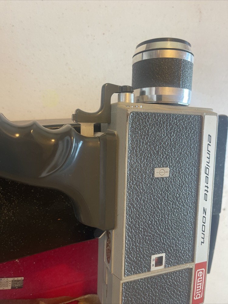 Vintage ￼eumig Super 8 ￼made In Austria