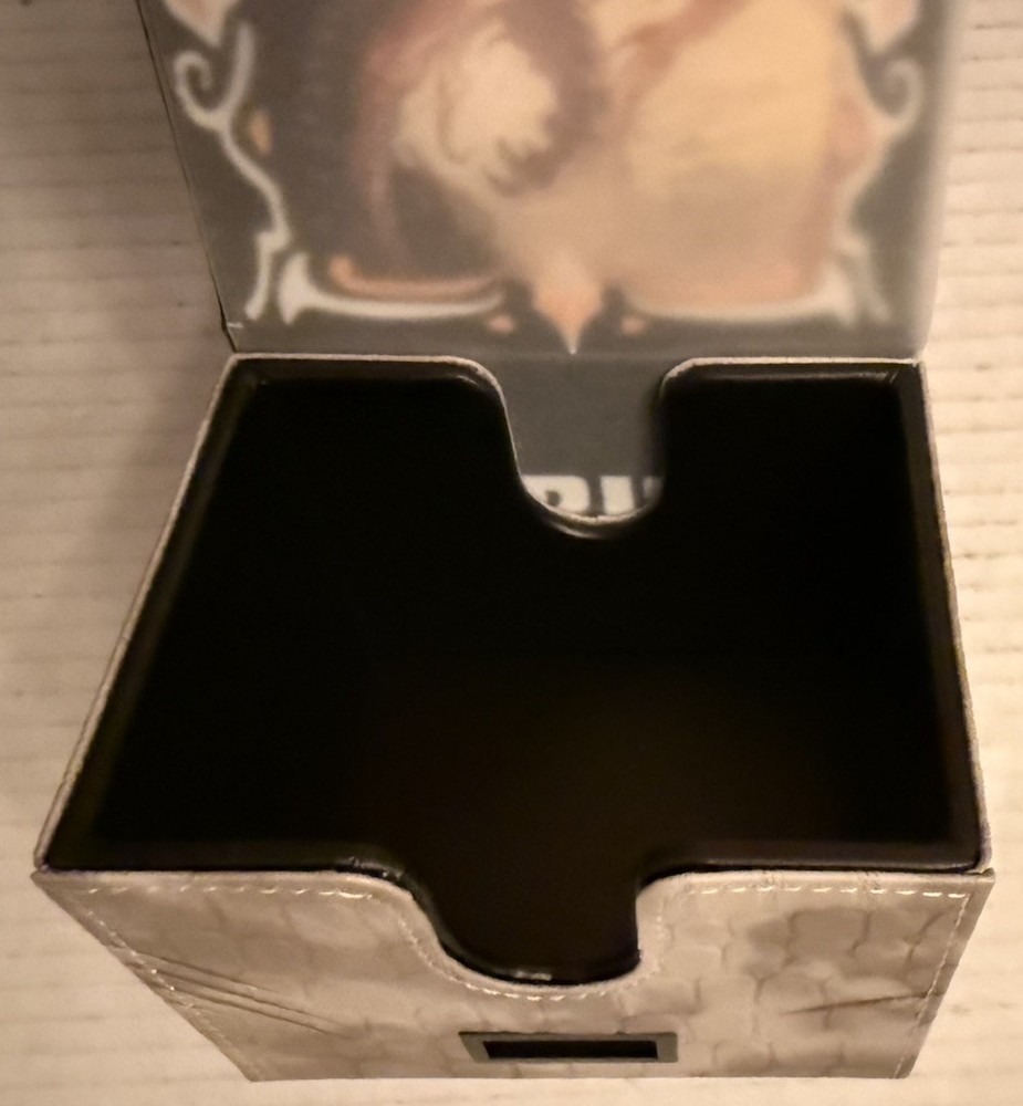 Edge Deck Box
