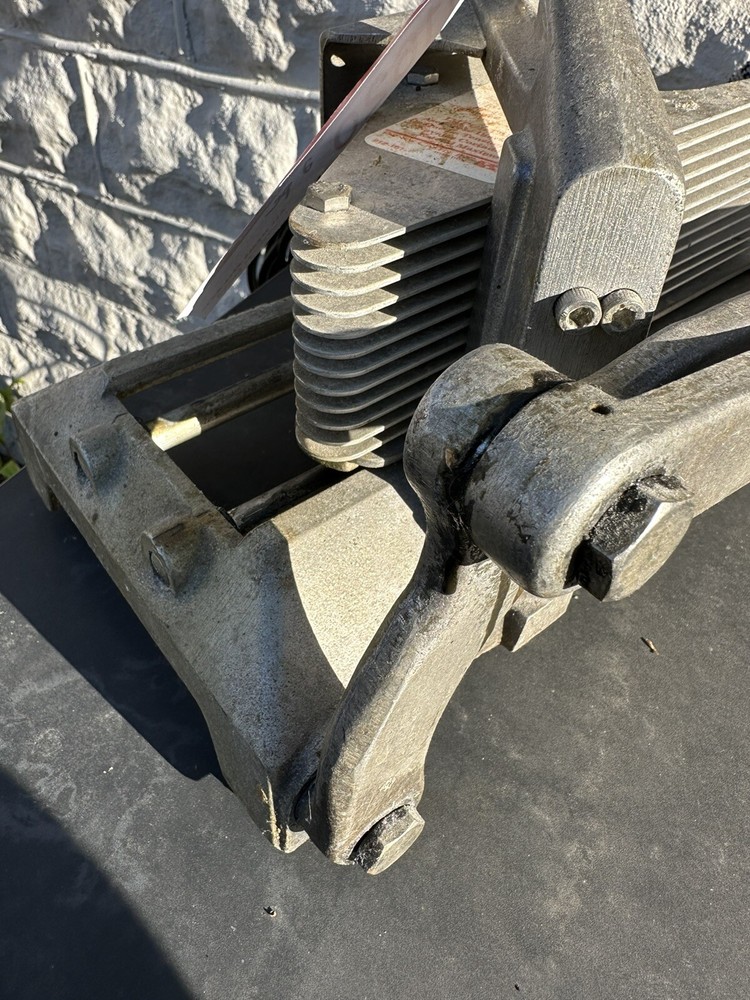 PRINCE CASTLE RESTAURANT ONION SLICER