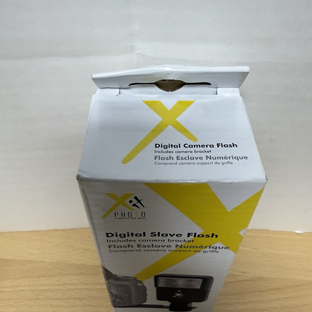 DIGITAL SLAVE FLASH with Bracket for Digital DSLR Camera