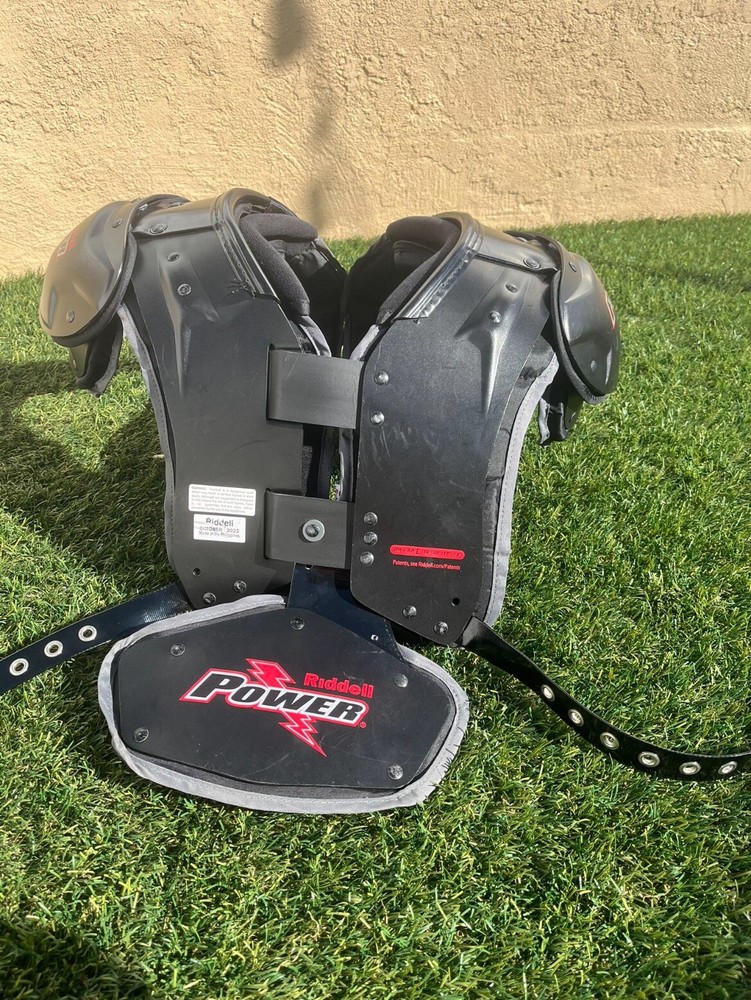 Riddell JPK+ Junior Varsity Shoulder Pad With Adjustable Straps Size Large