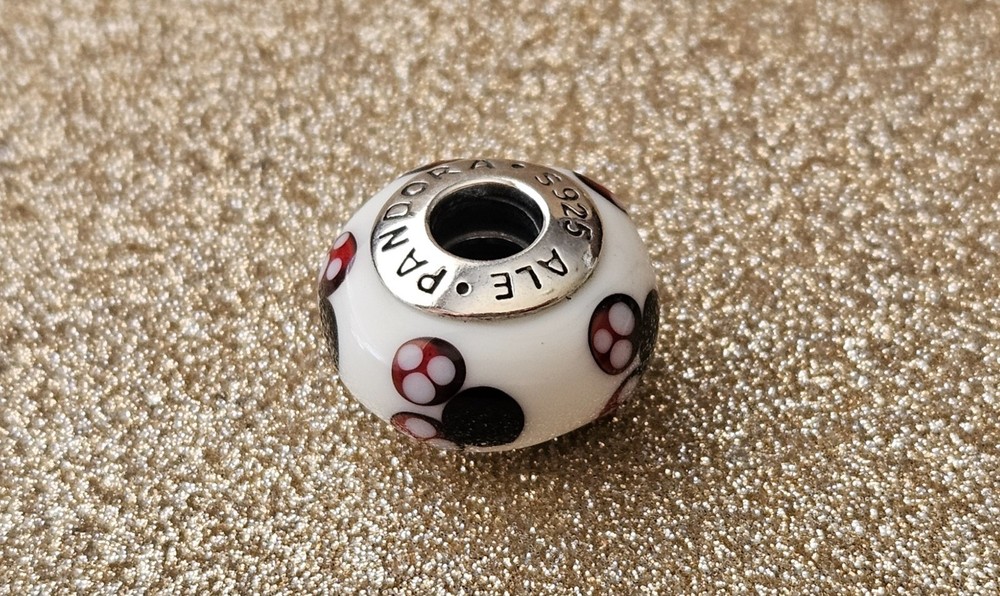 Authentic Pandora Silver Classic Minnie Mouse Murano Charm