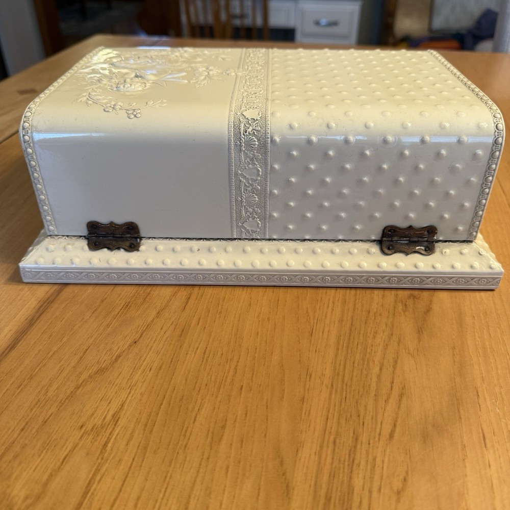 Fancy Vanity Victorian Celluloid Embossed Box with Comb Brush *READ*